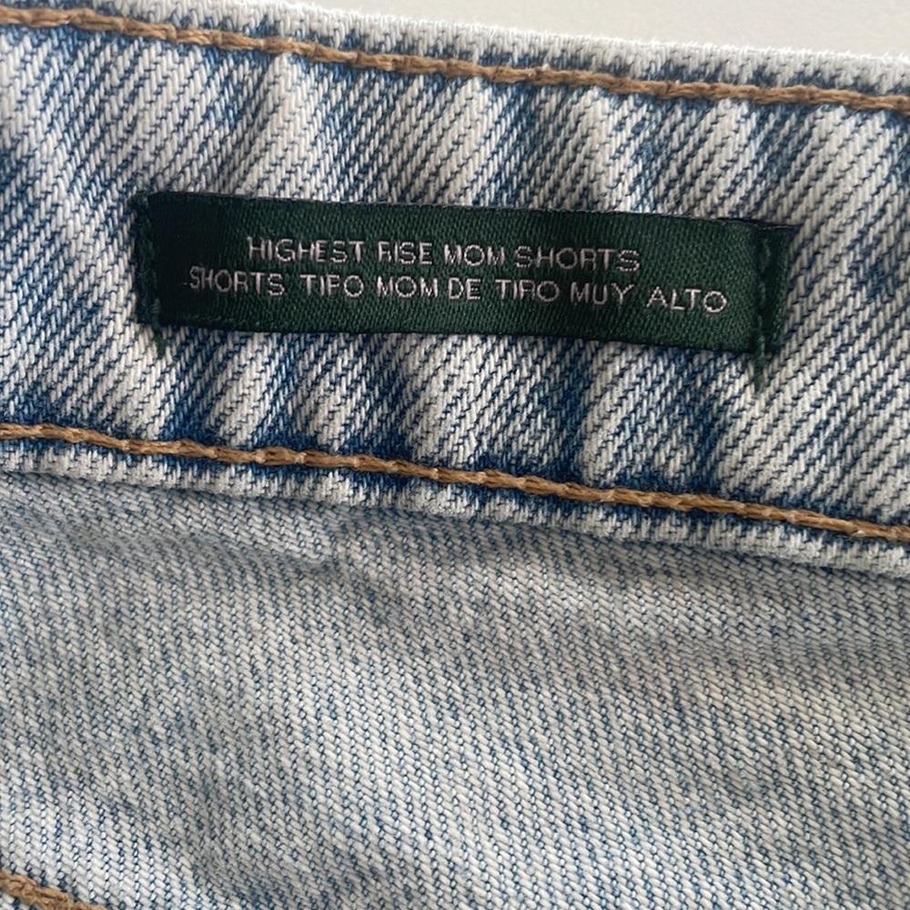 High Rise cuffed Denim Shorts - Picture 3 of 5